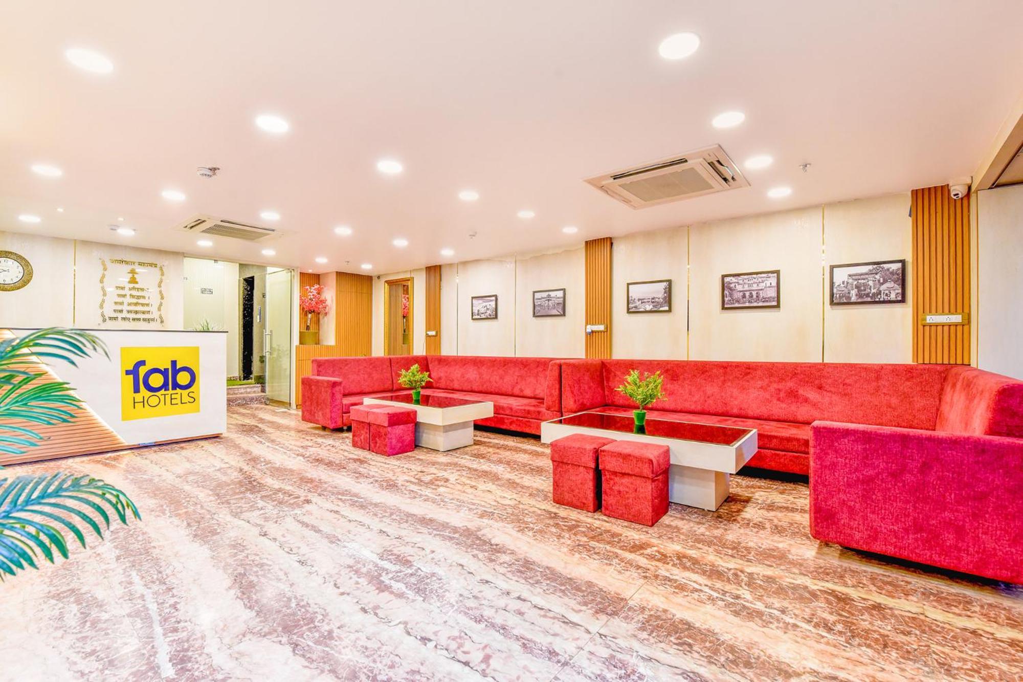 Fabexpress Mewar Shine Hotel Удайпур Екстериор снимка