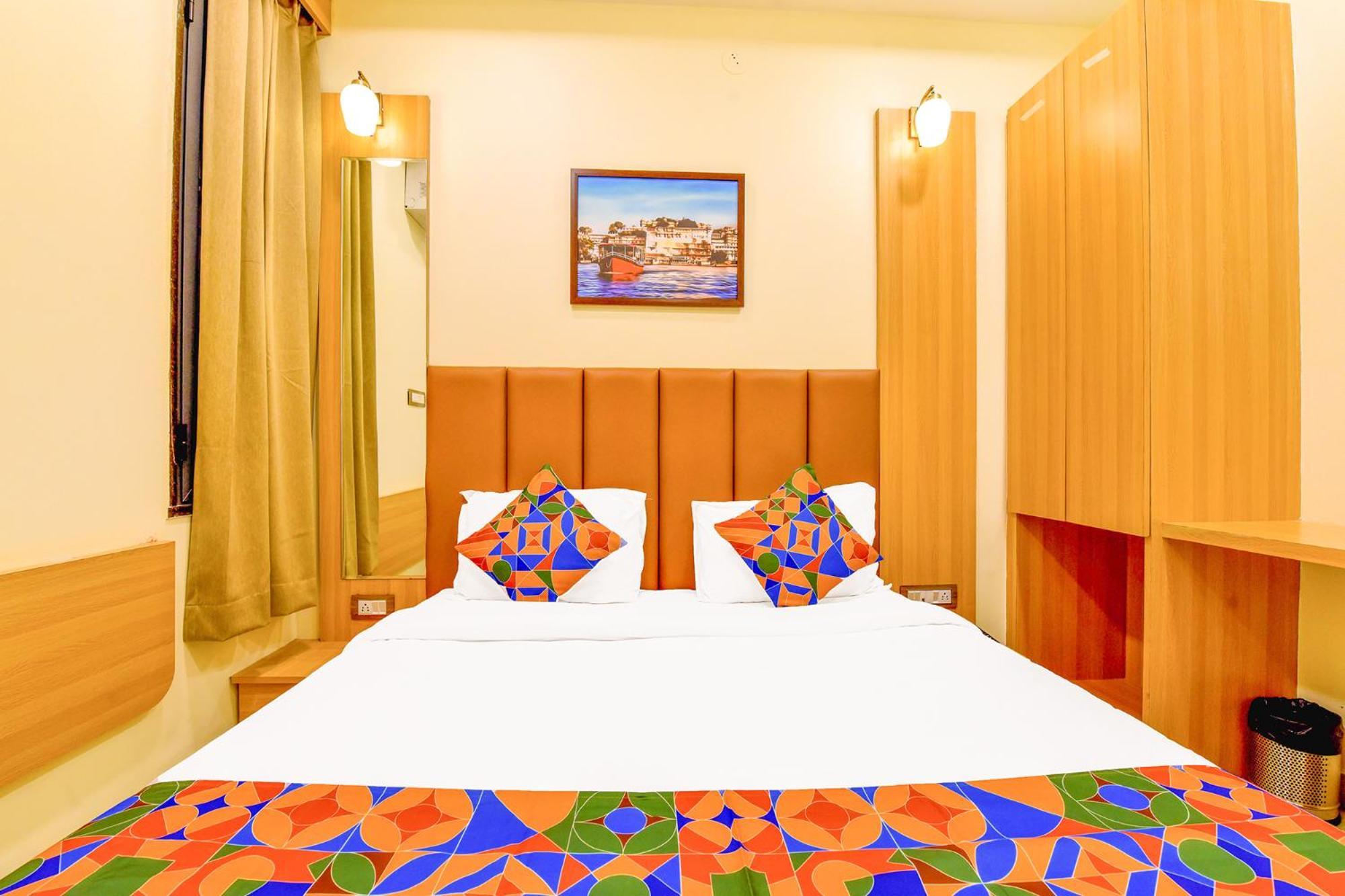 Fabexpress Mewar Shine Hotel Удайпур Екстериор снимка